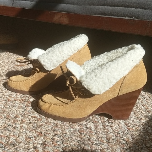 MICHAEL KORS Wedge Moccasin Booties - Picture 4 of 10